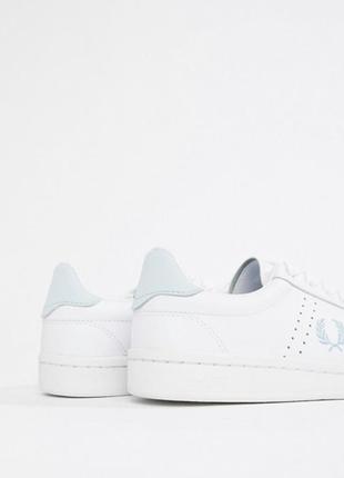 Fred perry b721 leather trainer with blue laurel wreath2 фото