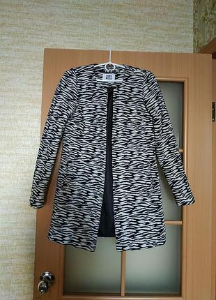 Круте, модне пальто кольору 2021, vero moda