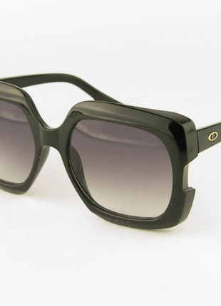 Женские солнцезащитные очки - черные1 фото