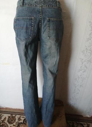 Прямые, фирменные джинсы4 фото