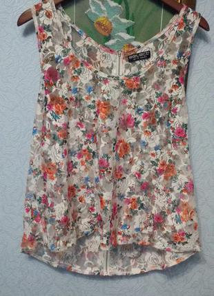 Яркая гипюровая блуза маечка с молнией select1 фото