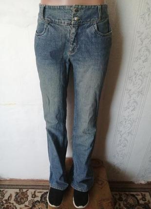 Прямые, фирменные джинсы1 фото