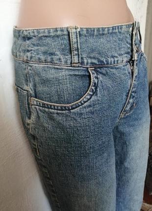 Прямые, фирменные джинсы3 фото