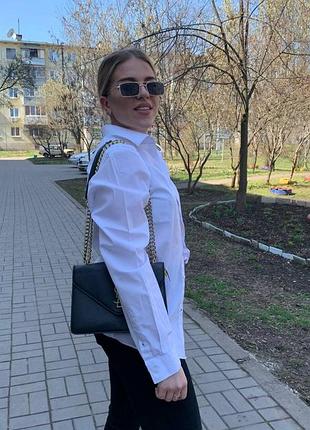 Базовая белая рубашка