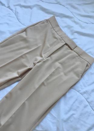 Бежевые брюки со стрелками mango 🥭1 фото