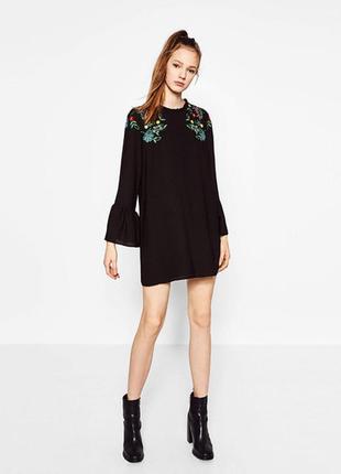 Сукня з вишивкою zara