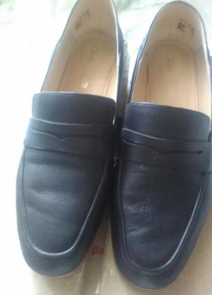 Туфлі жіночі,