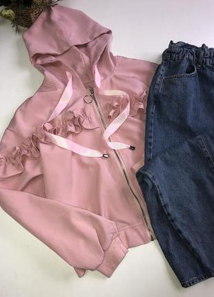 Кофта с рюшами