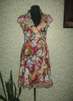 Шикарное платье на запах с вышевкой didi