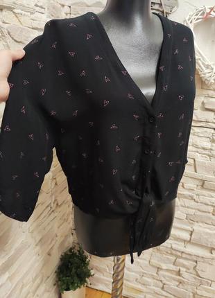 Свободнная легка блузка блуза коротка сорочка з заявязкой принт серця topshop5 фото
