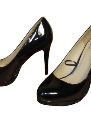 Туфли женские лаковые черные на каблуке atmosphere1 фото