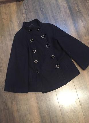 Коротке пальто