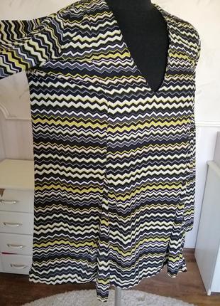 Удлинённая туника блуза с красивым рукавом, размер 50-52.7 фото