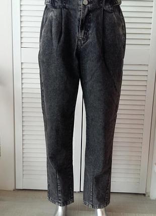 Трендовые джинсы слоучи bershka