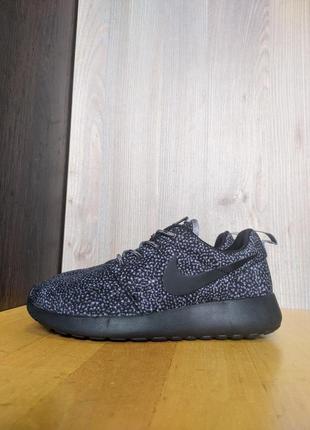 Кроссовки nike roshe run