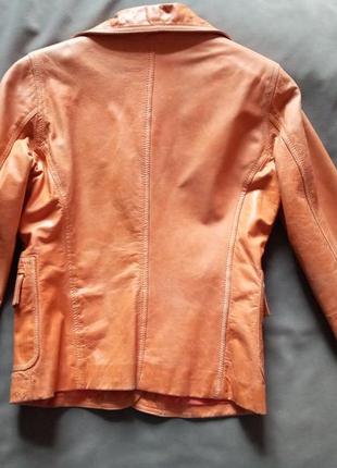 Кожаный пиджак с накладными карманами кожа натуральная2 фото