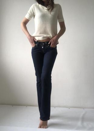 Крутые джинсы из плотного денима от levi’s оригинал3 фото