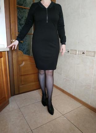 Черное трендовое платье1 фото