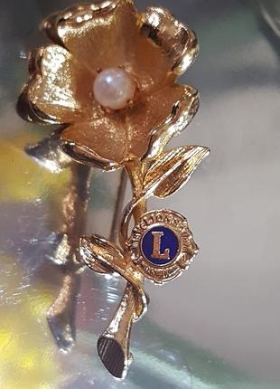Элитная бижутерия!редкая новая брошь"" lions""  оригинал позолота
