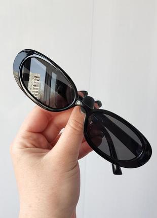 Овальные солнцезащитные очки 🖤1 фото