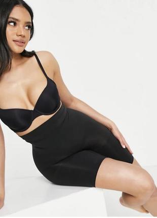 Утягивающие шортики spanx корректирующее белье брендовое1 фото