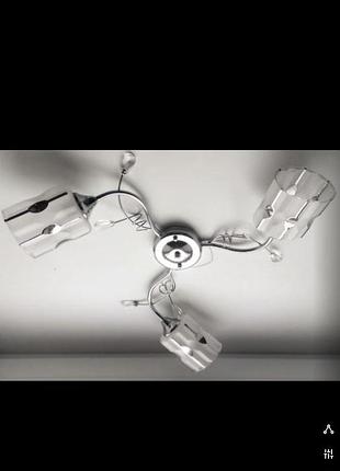 Люстра на 3 плафона