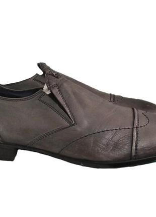 Шкіряні чоловічі туфлі італія