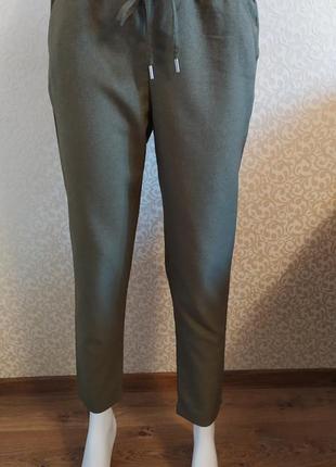 Брюки цвета хаки  h&m