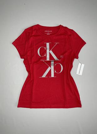 😍яркая футболка calvin klein jeans оригинал женская красная с логотипом2 фото