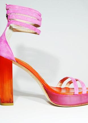 Босоніжки miss sixty на платформі з широким каблуком