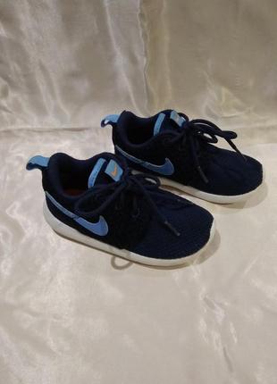 Легкие кроссовки nike