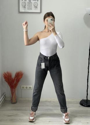 Джинсы серые bershka