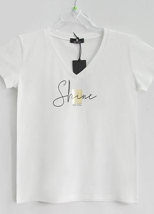 Футболка жіноча