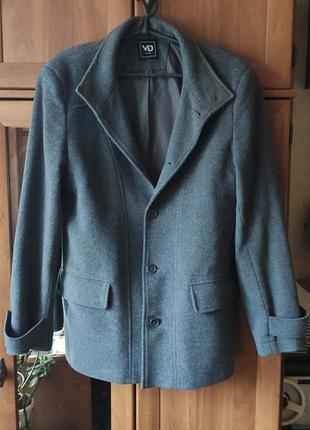 Шерстяное полупальто, короткое пальто "vd one"