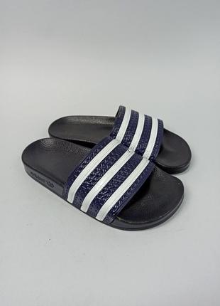 Шлепанцы, тапки adidas adilette размер 35 (22,5 см.)