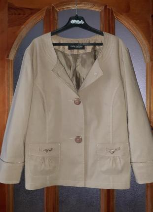 Стильний жакет легка куртка колір капучіно від бренду betty barclay1 фото
