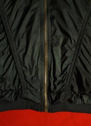 Легка курточка вітровка bershka3 фото