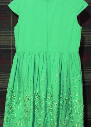 Праздничное легкое батистовое платье разм. 134 (на 9-11 лет)2 фото