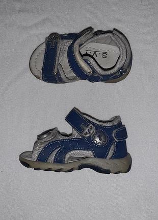 Босоніжки, сандалі 20 розмір 🙎♂️