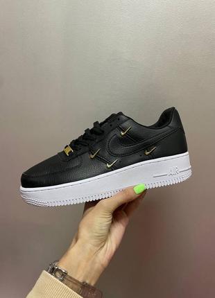 Женские стильные весенние кроссовки nike air force 1 lx “07” black1 фото