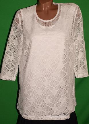 Майка + блуза (ххл виміри) красива з візерунком, чудово виглядає.