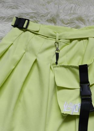 Стильная юбка лимонного цвета с карманом-сумка2 фото