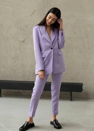 Стильний костюм