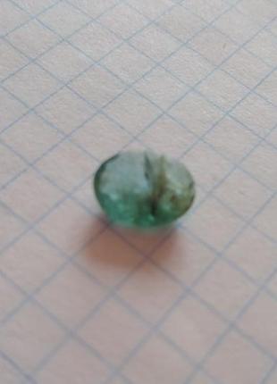 Натуральный камень изумруд (не бижутерия) происхождение замбия