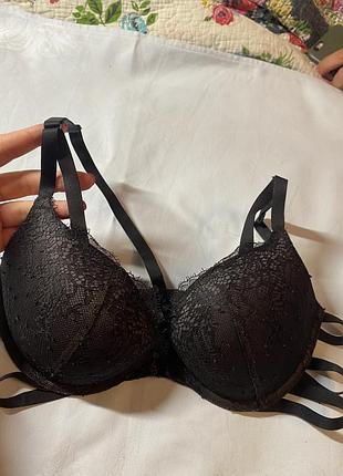 Продам 2 бюстика от victoria secret 75 с-в