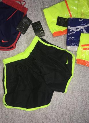 Шорти спортивні чорні короткі шорти плащівка на сетке nike-10-12 років