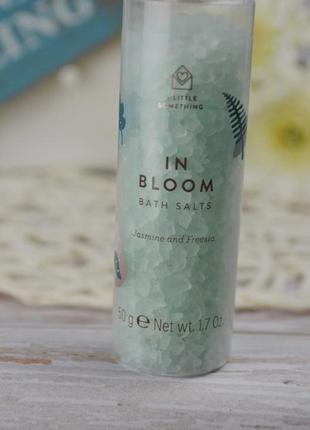 Соль для ванны a little something in bloom bath salts4 фото