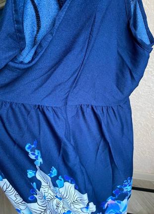 Сукня в квітковий принт6 фото