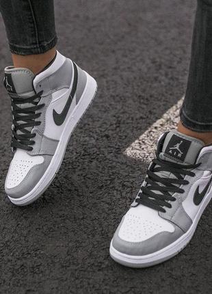 Кроссовки женские nike air jordan retro 1 high white\grey7 фото