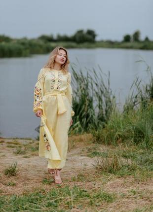 Яскраве лляне платячко на літо 5